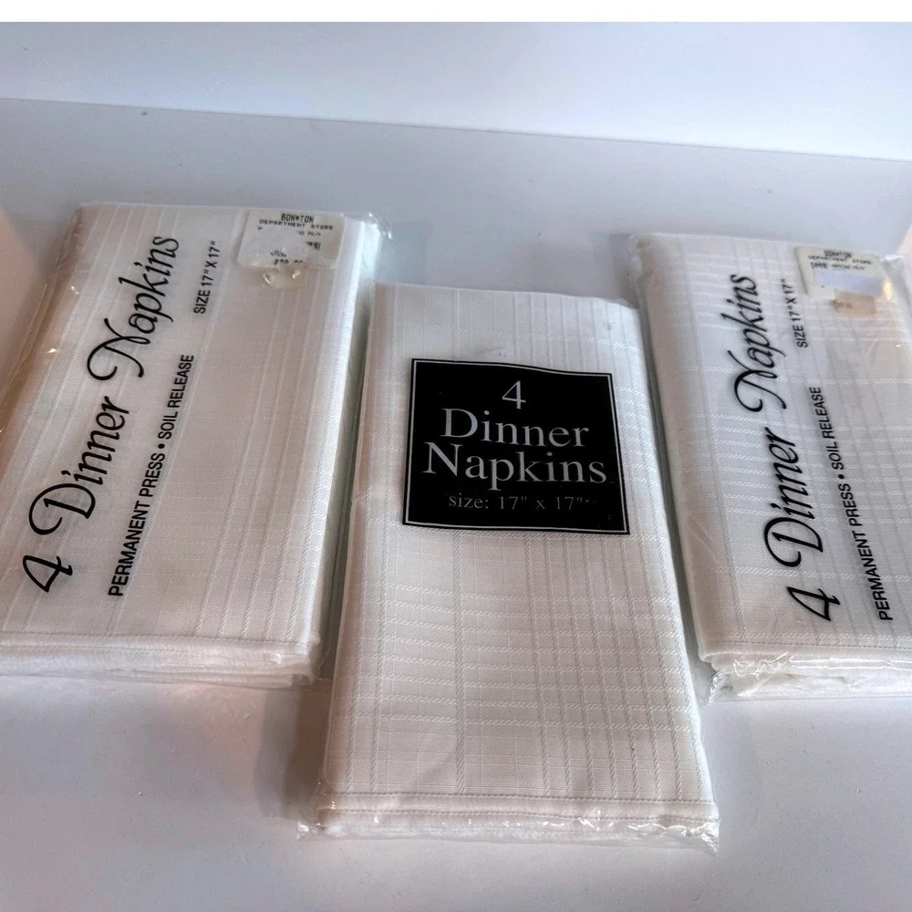 Vintage Style White Dinner Napkins Set of 12‎ New Old Stock 17x17 Table Linens
